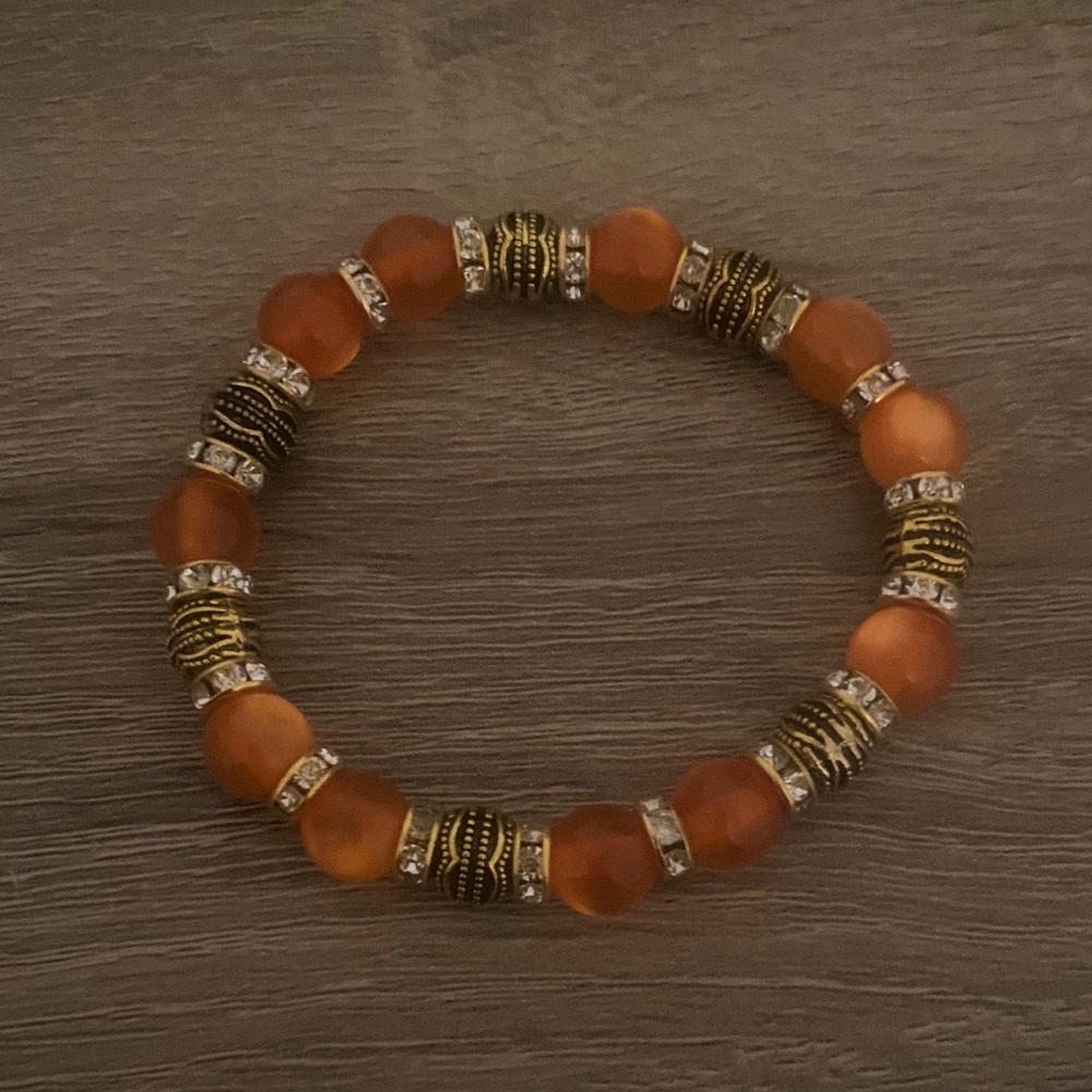 Elegant Gold and Orange Beaded Bracelet